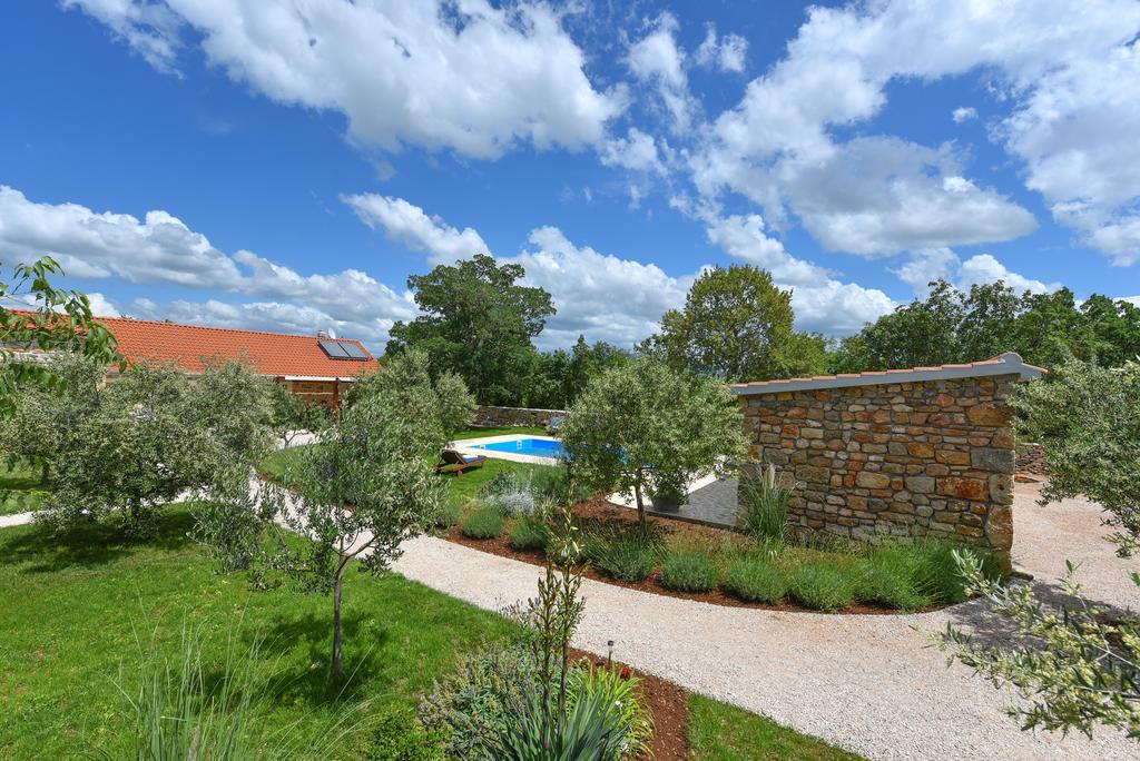 Bogatić Rural House Kod Slapa 빌라 외부 사진